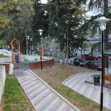 Apartment At Stalin House ティビリシ エクステリア 写真