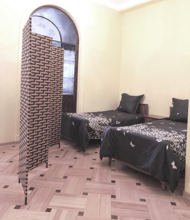 Apartment At Stalin House ティビリシ エクステリア 写真