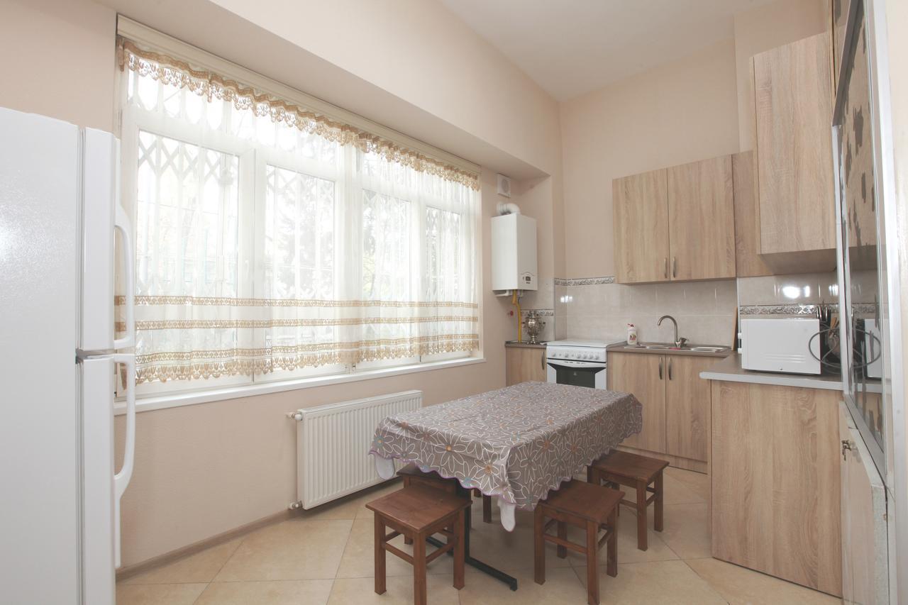 Apartment At Stalin House ティビリシ エクステリア 写真